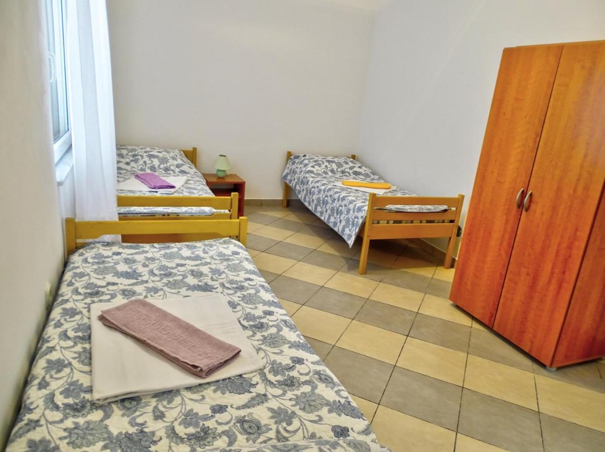 Apartments Zoka วีร์ ภายนอก รูปภาพ