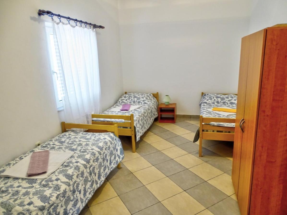 Apartments Zoka วีร์ ภายนอก รูปภาพ
